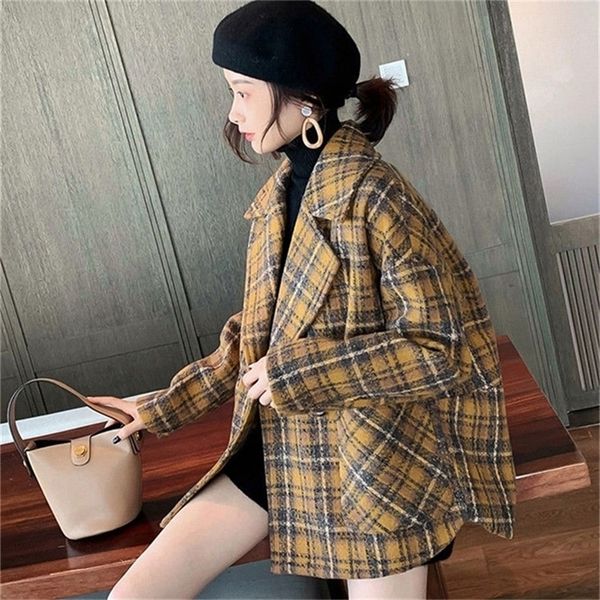 bella plaid woolen coat female autumn winter loose korean version of retro small thickened tweed coat 201215, Black
bella plaid woolen coat female autumn winter loose korean version of retro small thickened tweed coat 201215, Black