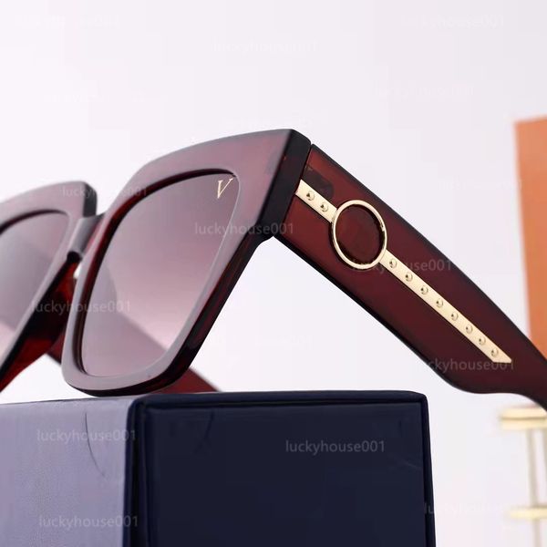 2022 lover sunglasses men and women personalized sunglasses charm fashion retro trend reflective glasses round 4-color optional party gifts, White;black
2022 lover sunglasses men and women personalized sunglasses charm fashion retro trend reflective glasses round 4-color optional party gifts, White;black