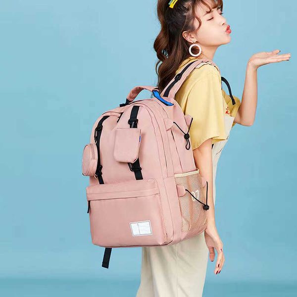 solid color backpack computer bag simple korean version campus college students travel on business trips everywhere
solid color backpack computer bag simple korean version campus college students travel on business trips everywhere