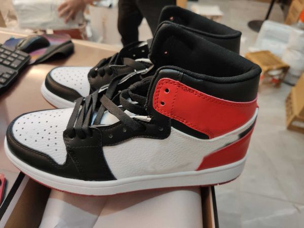 1s mens woman men woman university mocha sneakers unc 1 shoes, Black 
1s mens woman men woman university mocha sneakers unc 1 shoes, Black