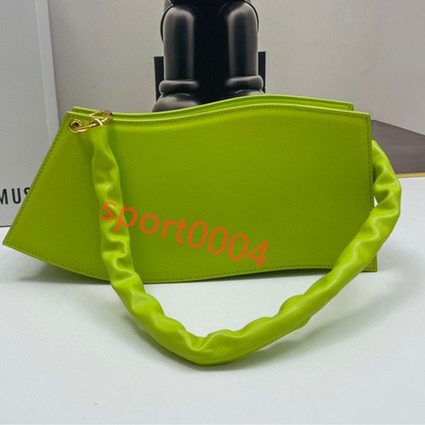 luxury women's shoulder bag chain shoulder strap fashion bag portable handbag pink green black red brown letter
luxury women's shoulder bag chain shoulder strap fashion bag portable handbag pink green black red brown letter