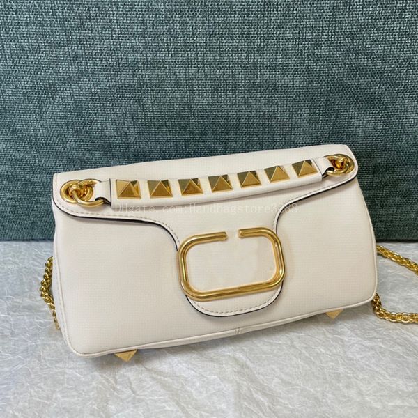 v rivet designer luxurious woman bags sheepskin lining new style fashion lady handbags cross body shoulder bag retro style brass classic car
v rivet designer luxurious woman bags sheepskin lining new style fashion lady handbags cross body shoulder bag retro style brass classic car