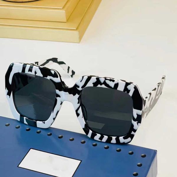 ladies large square frame sunglasses 0178s travel beach r fashion forward glasses with green and red web metal interlocking shades with orig, White;black
ladies large square frame sunglasses 0178s travel beach r fashion forward glasses with green and red web metal interlocking shades with orig, White;black