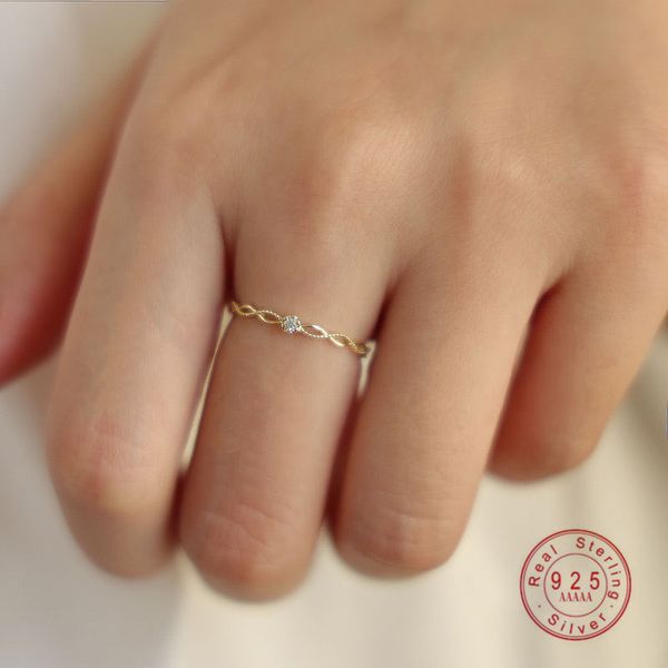 925 sterling silver japanese exquisite hollow twist zircon round ring women elegant wedding jewelry 220716, Slivery;golden
925 sterling silver japanese exquisite hollow twist zircon round ring women elegant wedding jewelry 220716, Slivery;golden