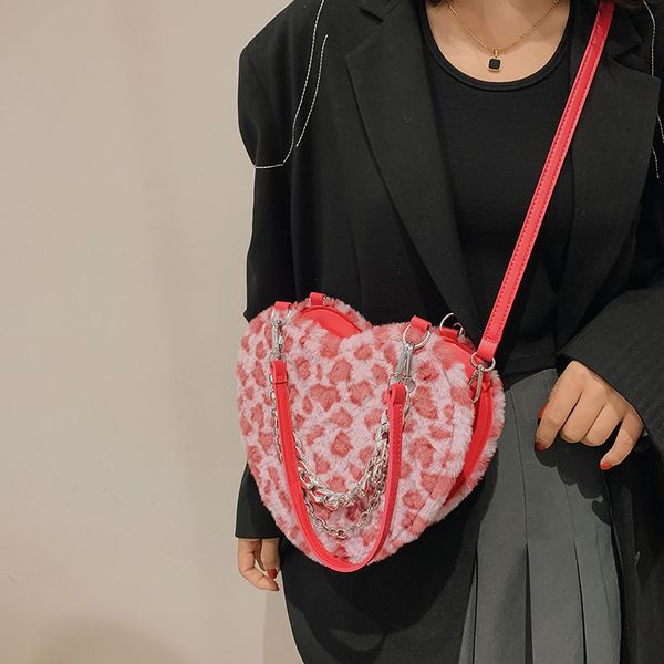 leopard print plush messenger bag woman designer brand chain women handbag pu underarm shoulder bag ladies y2k
leopard print plush messenger bag woman designer brand chain women handbag pu underarm shoulder bag ladies y2k