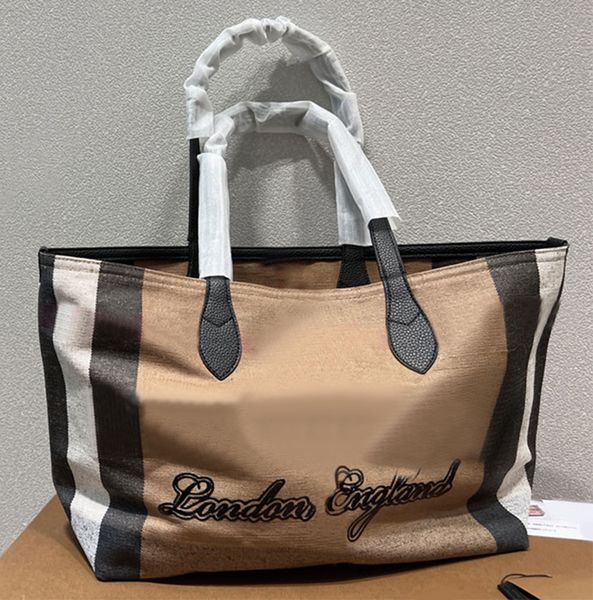 37cm large tote bags fashion plaid shop bag shoulder bags women open handbags canvas genuine leather beach totes capacity classic lettering
37cm large tote bags fashion plaid shop bag shoulder bags women open handbags canvas genuine leather beach totes capacity classic lettering
