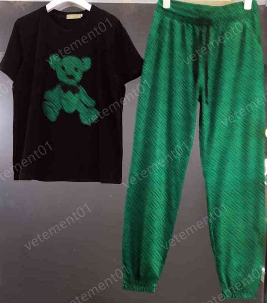 womens two piece pants stylish logo print t-shirt with green jacquard skinny pants 2 piece sets luxury designer tracksuits women clothing 09, White
womens two piece pants stylish logo print t-shirt with green jacquard skinny pants 2 piece sets luxury designer tracksuits women clothing 09, White