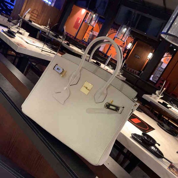 heme designer handbags birkinss handbag bag female litchi grain head leather platinum single shoulder lady's portable slant span design
heme designer handbags birkinss handbag bag female litchi grain head leather platinum single shoulder lady's portable slant span design