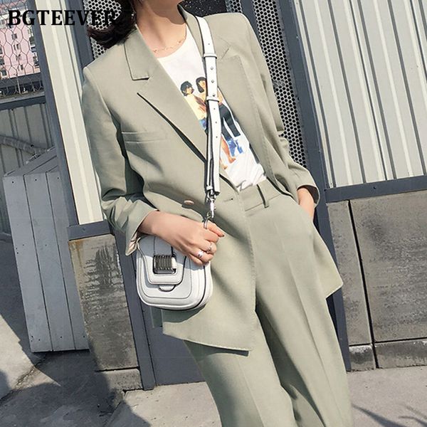 fgteever elegant ladies 2 pieces blazer set long sleeve double breasted suit jackets & pants 2022 spring women trousers suit, White
fgteever elegant ladies 2 pieces blazer set long sleeve double breasted suit jackets & pants 2022 spring women trousers suit, White
