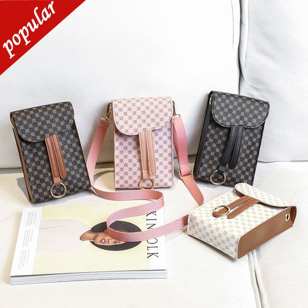 2022 and new women's color contrast small personalized one mobile trend simple style shoulder bags
2022 and new women's color contrast small personalized one mobile trend simple style shoulder bags