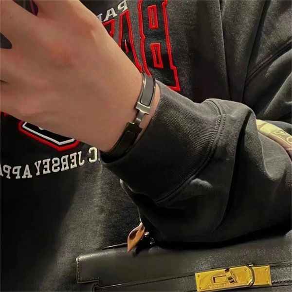 jewellry sale new samurai black gold seiko bracelet star the same live broadcast bracelet with goods
jewellry sale new samurai black gold seiko bracelet star the same live broadcast bracelet with goods