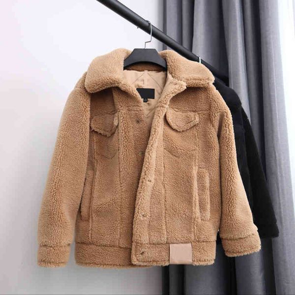women's trench coats lamb wool short coat women's warm style in autumn and winter, Tan;black
women's trench coats lamb wool short coat women's warm style in autumn and winter, Tan;black