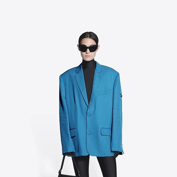 2022 new style women washed blazer fashion loose bb paris button suit blue wranle back casual lady long sleeve luxury design, White;black
2022 new style women washed blazer fashion loose bb paris button suit blue wranle back casual lady long sleeve luxury design, White;black