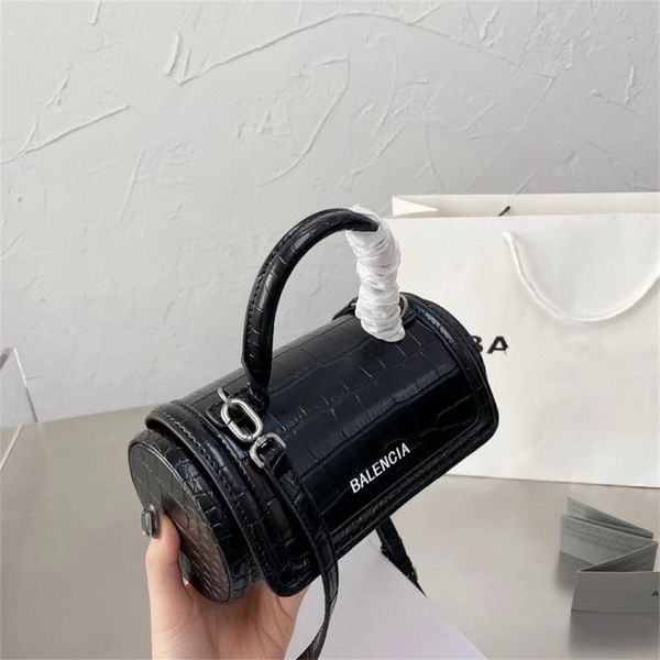 new bajia cylinder drum women's portable single messenger fashionable and versatile unique shape purses outlet online
new bajia cylinder drum women's portable single messenger fashionable and versatile unique shape purses outlet online