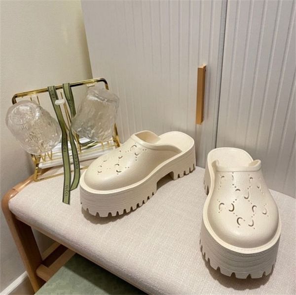 luxury brand perforated slippers mens womens sandals designer shoes wedge rubber cut-out slide transparent materials fashion beach flats sho, Black
luxury brand perforated slippers mens womens sandals designer shoes wedge rubber cut-out slide transparent materials fashion beach flats sho, Black