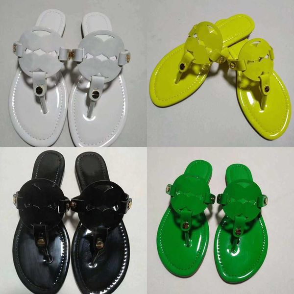2022 luxury brand sandals designer slippers slides floral brocade genuine leather flip flops women shoes sandal without box by shoe10 20 28p, Black
2022 luxury brand sandals designer slippers slides floral brocade genuine leather flip flops women shoes sandal without box by shoe10 20 28p, Black