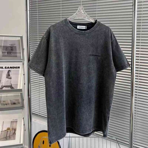 2022 designer bal t shirt 2022 spring and summer new washed grey embroidered paris letter short sleeve t-shirt loose comfortable for men wom, White;black
2022 designer bal t shirt 2022 spring and summer new washed grey embroidered paris letter short sleeve t-shirt loose comfortable for men wom, White;black