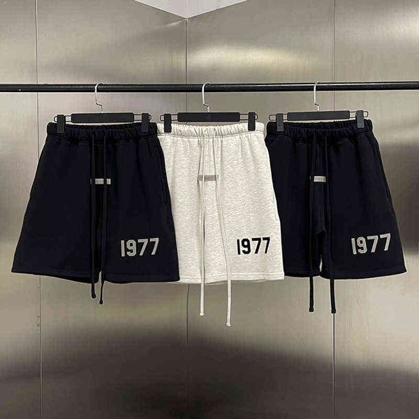 2022 factory online export fashion design men's and women's same shorts thread sentials 1977 street trend fog, White;black
2022 factory online export fashion design men's and women's same shorts thread sentials 1977 street trend fog, White;black