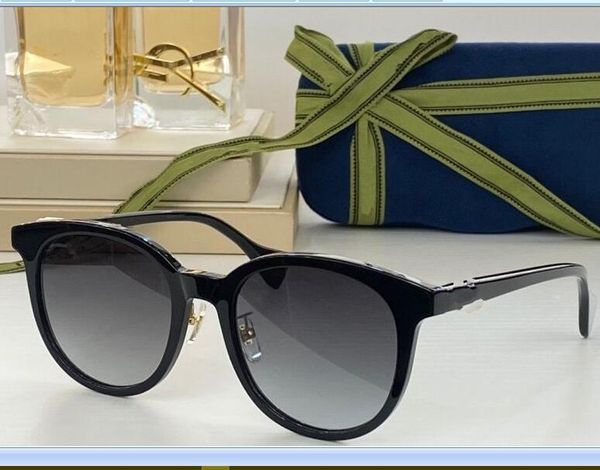 2022 women men sunglasses black thin plank wrap frame dark grey oval lenses available with box, White;black
2022 women men sunglasses black thin plank wrap frame dark grey oval lenses available with box, White;black