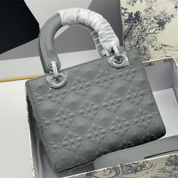 lady handbag 2022 women brand luxury book totes fashion classic padded square handle bag crossbody shoulder bags
lady handbag 2022 women brand luxury book totes fashion classic padded square handle bag crossbody shoulder bags