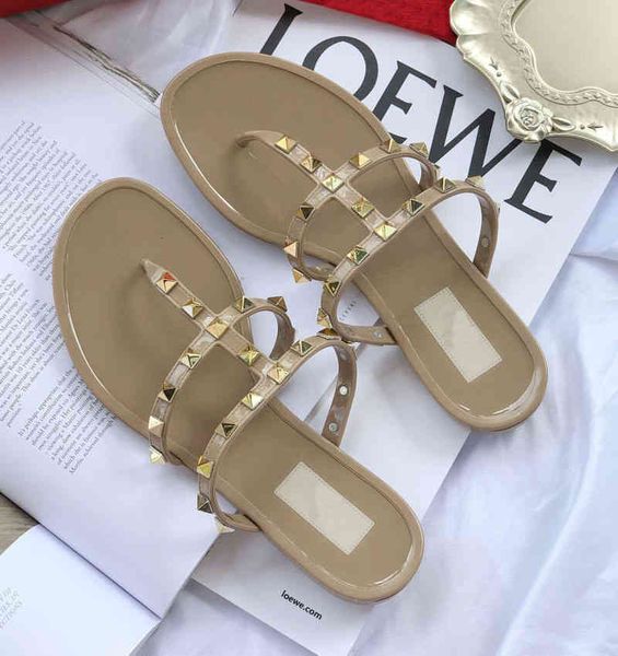 slippers foot clip fashion rivet external wear herringbone slipper flat bottom anti-skid beach shoes summer women's slippers trend, Black
slippers foot clip fashion rivet external wear herringbone slipper flat bottom anti-skid beach shoes summer women's slippers trend, Black