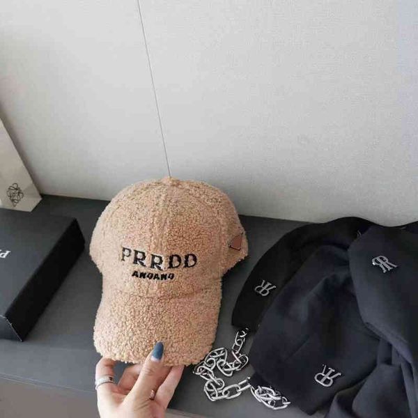 ball caps p family hat autumn and winter style lamb wool baseball cap triangular label duck tongue cap hat entity, Blue;gray
ball caps p family hat autumn and winter style lamb wool baseball cap triangular label duck tongue cap hat entity, Blue;gray