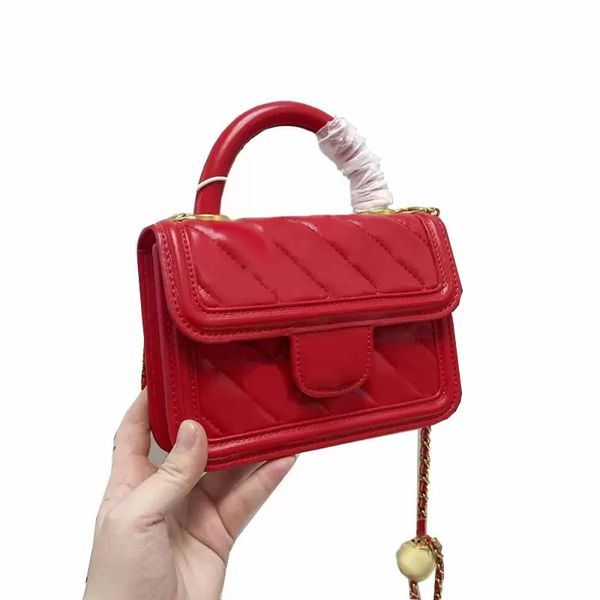 luxury ladies brand messenger bags fashion solid color designer shoulder bag womens versatile retro chain goldenhandbags crossbody bags, Red;black
luxury ladies brand messenger bags fashion solid color designer shoulder bag womens versatile retro chain goldenhandbags crossbody bags, Red;black