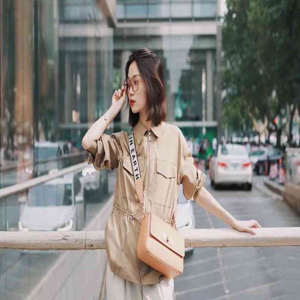 women's trench coats domest product guangyuan factory single autumn and winter compact cotton polyester poplin drawstring versatile sho, Tan;black
women's trench coats domest product guangyuan factory single autumn and winter compact cotton polyester poplin drawstring versatile sho, Tan;black
