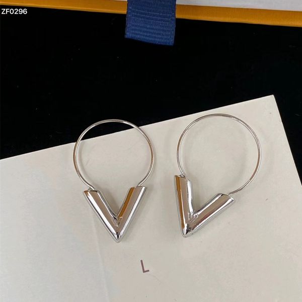 new fashion designer earrings letter earrings women's holiday gifts, Silver
new fashion designer earrings letter earrings women's holiday gifts, Silver