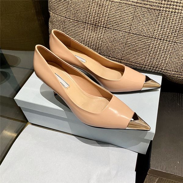2022 designer dress shoes women high heel metal pointed toe triangle buckle high-heel sandals summer footwear 7.5cm dinner heels 35-41, Black
2022 designer dress shoes women high heel metal pointed toe triangle buckle high-heel sandals summer footwear 7.5cm dinner heels 35-41, Black