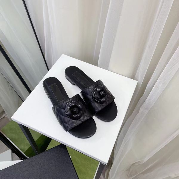 with box designer camellia sandals luxury slippers slides flat women shoes genuine leather sandal summer flip flops sneaker beach slide part, Black
with box designer camellia sandals luxury slippers slides flat women shoes genuine leather sandal summer flip flops sneaker beach slide part, Black