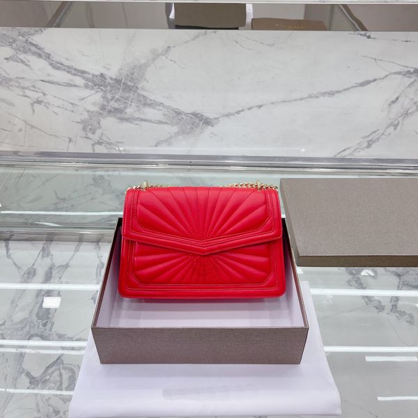 luxury bags fashion women shoulderbags shiny chainbags fashion lady chain-bag brand design handbag great quality party bag young
luxury bags fashion women shoulderbags shiny chainbags fashion lady chain-bag brand design handbag great quality party bag young