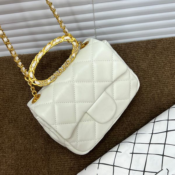 f/w early fall classic mini flap bags quilted circle handle with strass gold metal ardware matelasse chain outdoor sacoche luxury designer h
f/w early fall classic mini flap bags quilted circle handle with strass gold metal ardware matelasse chain outdoor sacoche luxury designer h