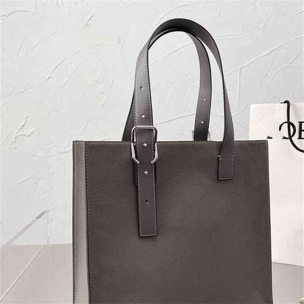 men's and women's shopping bagssignature travel documentssignature commuting computer tot portable briefcasessignature large p
men's and women's shopping bagssignature travel documentssignature commuting computer tot portable briefcasessignature large p