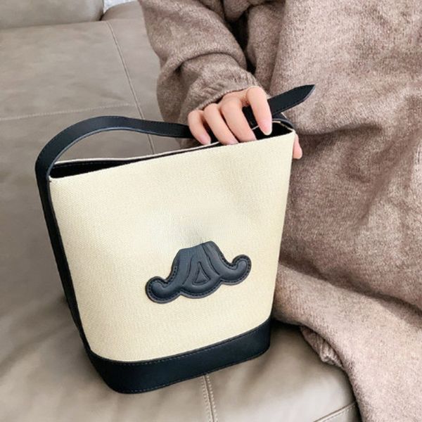 ins selling large capacity handbag for women ce 22 line new fashion canvas shopping bags shoulder bag casual vacation totebag
ins selling large capacity handbag for women ce 22 line new fashion canvas shopping bags shoulder bag casual vacation totebag