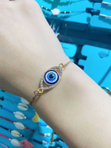 s2951 fashion jewelry evil eye bracelet inlaid rhinestone blue eyes adjustable bracelets, Golden;silver
s2951 fashion jewelry evil eye bracelet inlaid rhinestone blue eyes adjustable bracelets, Golden;silver