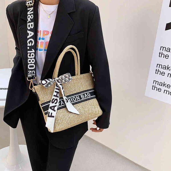 2022 new straw woven bow wide strap single shoulder large capacity portable holiday western style diagonal women's bag
2022 new straw woven bow wide strap single shoulder large capacity portable holiday western style diagonal women's bag