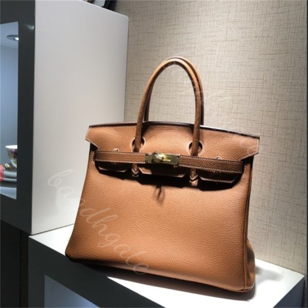 designers luxury bags shoulder handbags fashion saddlebag vintage classic style simple womens is very beautiful good
designers luxury bags shoulder handbags fashion saddlebag vintage classic style simple womens is very beautiful good