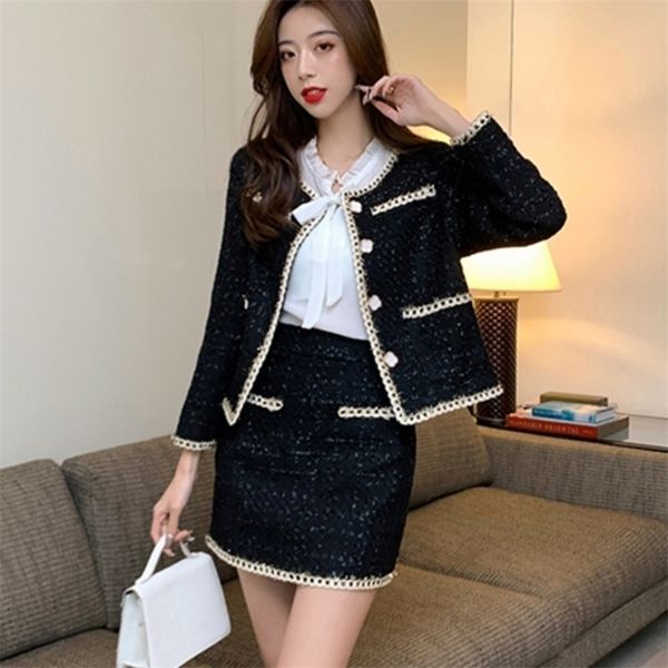 autumn winter vintage tweed 2 piece set women woolen short jacket coat crop + skirts sets fashion streetwear two piece suits 220513, White
autumn winter vintage tweed 2 piece set women woolen short jacket coat crop + skirts sets fashion streetwear two piece suits 220513, White