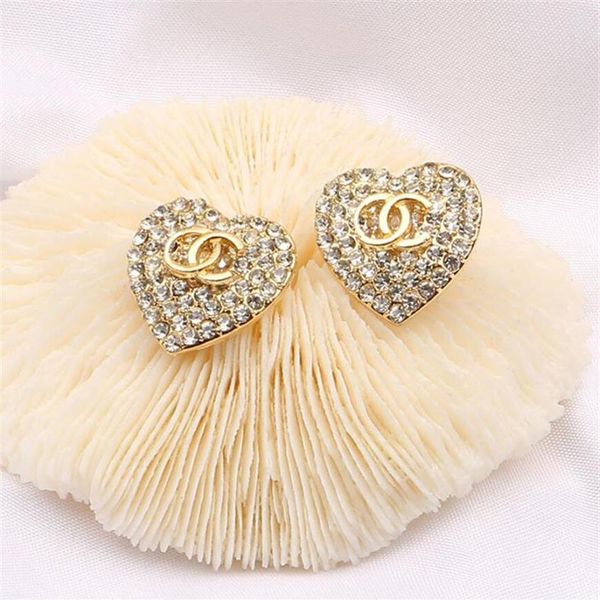 2 colors 18k gold plated ear stud earrings brand designers geometry double letters fashion women crystal earring heart wedding par231w, Golden;silver
2 colors 18k gold plated ear stud earrings brand designers geometry double letters fashion women crystal earring heart wedding par231w, Golden;silver