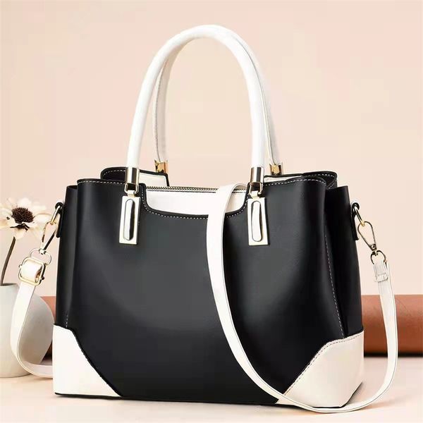 trendy customized leather women bag shoulder purse lady clutch girls wholesale discount high quality
trendy customized leather women bag shoulder purse lady clutch girls wholesale discount high quality