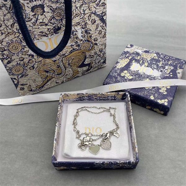 jewelry store 70% off medieval star celebrity exquisite high-grade heart-shaped letter pendant necklace women's micro inlaid rhinestone, Silver
jewelry store 70% off medieval star celebrity exquisite high-grade heart-shaped letter pendant necklace women's micro inlaid rhinestone, Silver