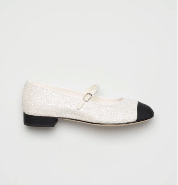 aaaaa+ fashion designer sandals slippers women's sandals toe cap sequins embellished grosgrain material, Black
aaaaa+ fashion designer sandals slippers women's sandals toe cap sequins embellished grosgrain material, Black