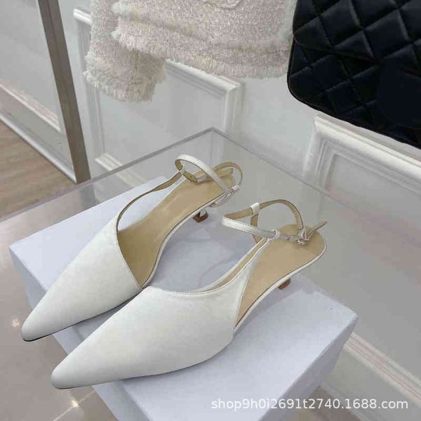 sandals summer asymmetric inclined head silk kitten heel women's thin heel pointed one line buckle muller shoes a0je, Black
sandals summer asymmetric inclined head silk kitten heel women's thin heel pointed one line buckle muller shoes a0je, Black