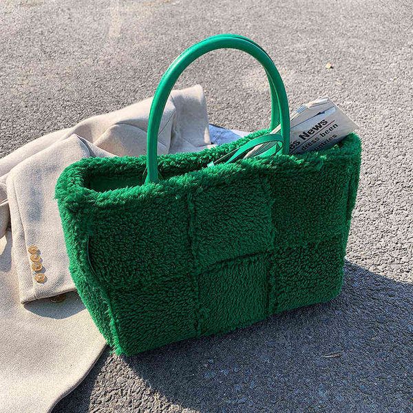 european winter wool fluffy handbags for women plush furry brand designer female crossbody bag weekend ladies shoulder220427
european winter wool fluffy handbags for women plush furry brand designer female crossbody bag weekend ladies shoulder220427