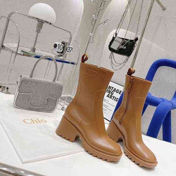 boots net red letters wear short rain boots outside, women's pvc anti-skid square head side zipper high-heeled water shoes, Black
boots net red letters wear short rain boots outside, women's pvc anti-skid square head side zipper high-heeled water shoes, Black