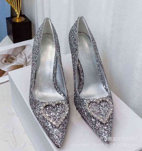 slippers autumn style pointed love shallow mouth high heel thin sequin cloth banquet single shoes wedding women, Black
slippers autumn style pointed love shallow mouth high heel thin sequin cloth banquet single shoes wedding women, Black