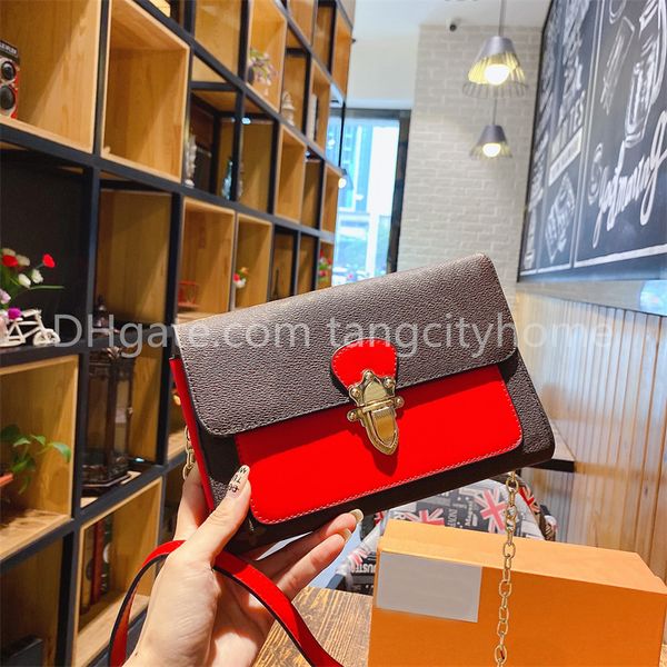 designer luxury women's cross body bags messenger bag with metal chain shoulder strap envelope package new summer fashion small square
designer luxury women's cross body bags messenger bag with metal chain shoulder strap envelope package new summer fashion small square
