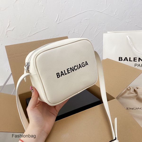 women's bag leather men's bags balenciga everyday high-grade camera handbag paris fashion home shoulder handbags 5qyo
women's bag leather men's bags balenciga everyday high-grade camera handbag paris fashion home shoulder handbags 5qyo