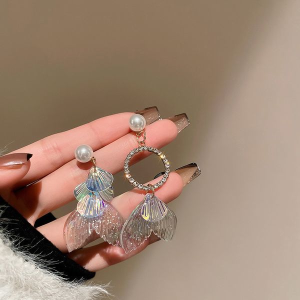 silver needle korean design fashionable asymmetric fishtail earrings simple and personalized earrings fresh gentle ladys eardropwomen, Golden
silver needle korean design fashionable asymmetric fishtail earrings simple and personalized earrings fresh gentle ladys eardropwomen, Golden